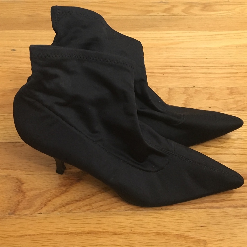 Black Pointy Booties Size 10